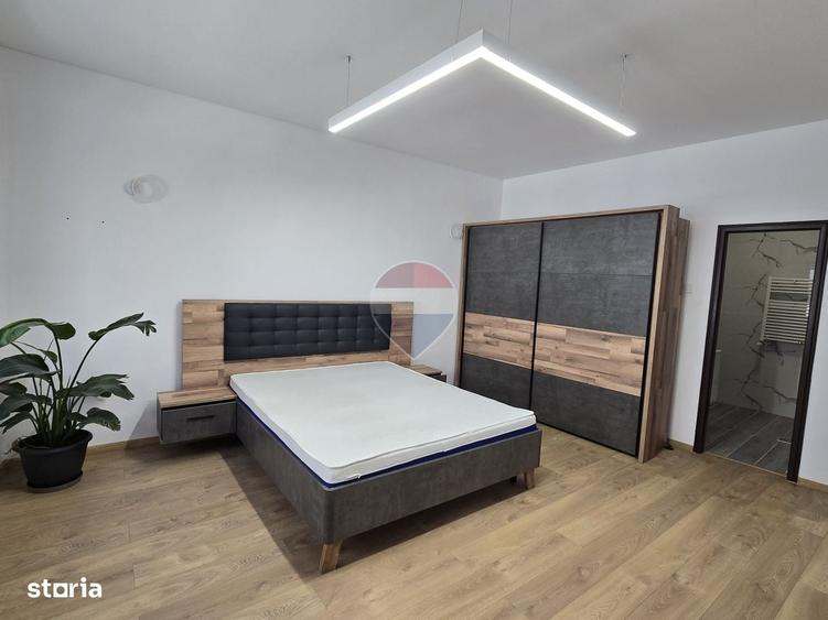 Apartament cu 3 camere în Calea Victoriei