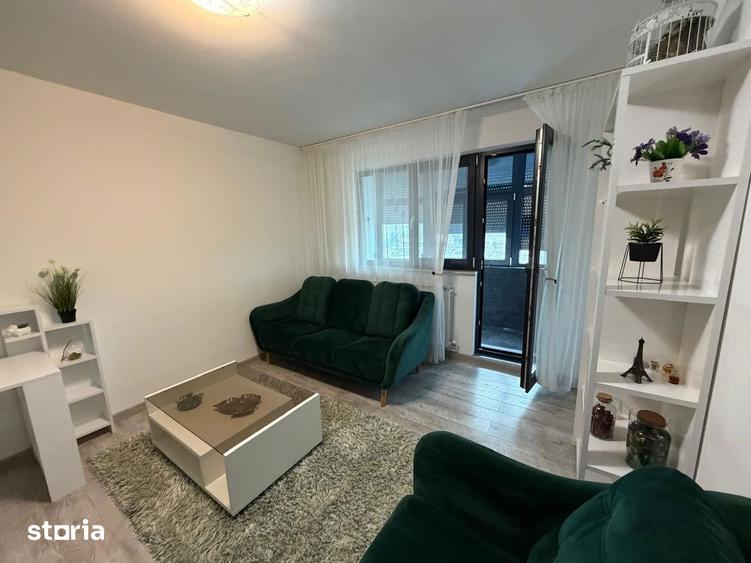 Apartament cu 3 camere, mobilat în Tomis Nord