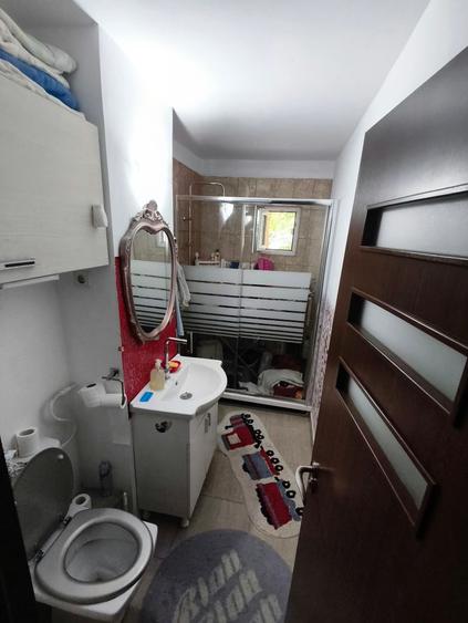 Apartament cu 2 camere decomandat în Nicolina