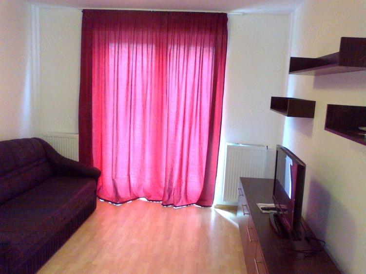 Apartament cu 2 camere decomandat în Avantgarden