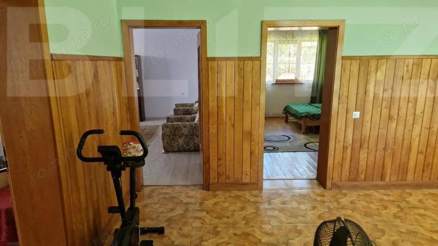 Casă cu 4 camere cu Teren 3166 Mp în Bejan