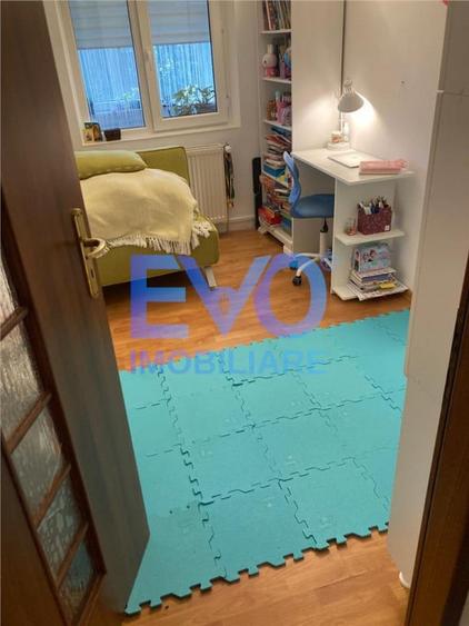 Apartament 3 camere, 72mp, decomandat, parter, Pacurari, Pet - 9