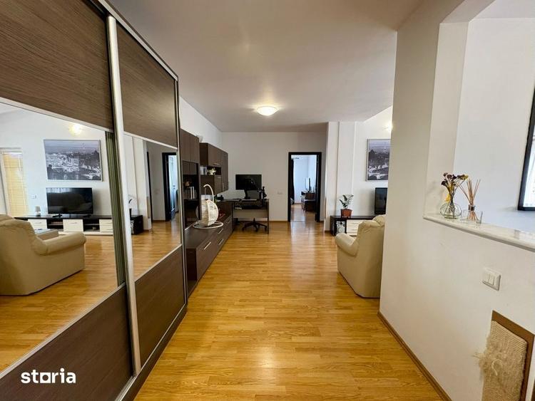 Apartament cu 2 camere semidecomandat, mobilat în Andrei Mureșanu