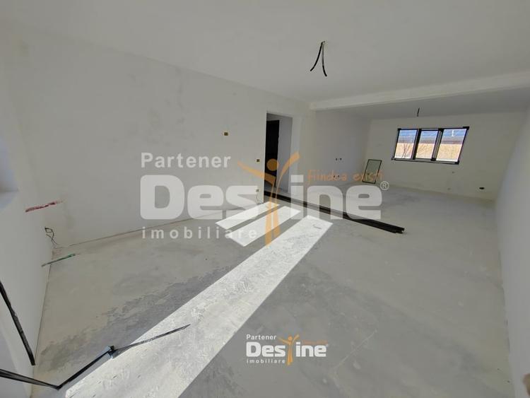 Casă individuală cu 4 camere cu Teren 470 Mp în Bârnova