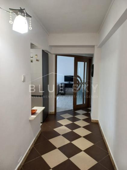 Apartament cu 2 camere decomandat, mobilat în Primo