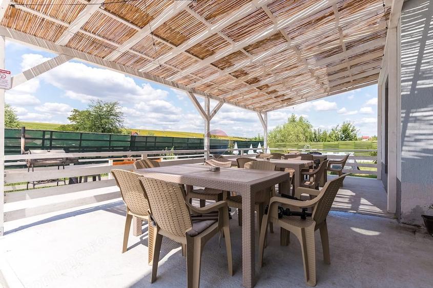 Casă cu Teren 1460 Mp în Bogonos