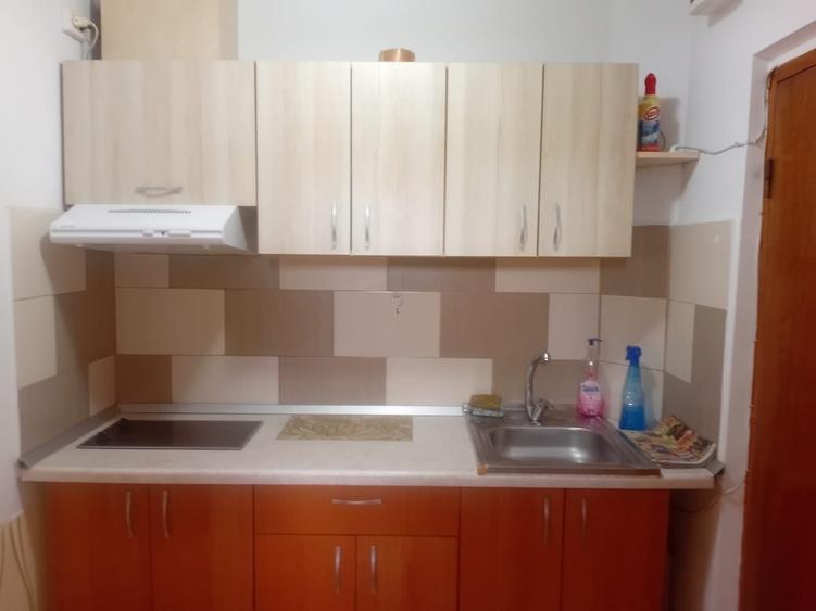 Garsonieră decomandată în Ampoi 1
