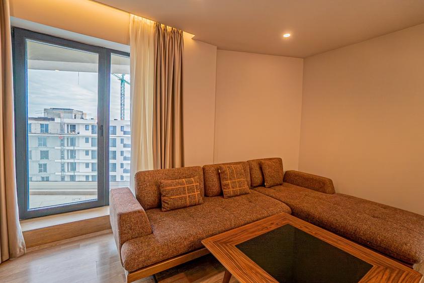 Apartament cu 3 camere, mobilat în Universitate