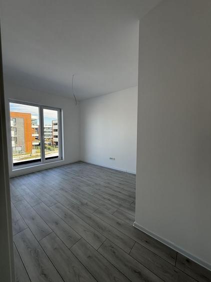 Apartament cu 3 camere decomandat în Theodor Pallady