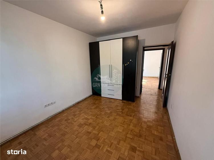 Apartament cu 4 camere în Central
