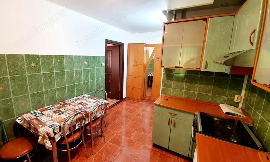 Apartament cu 2 camere semidecomandat în Micro I