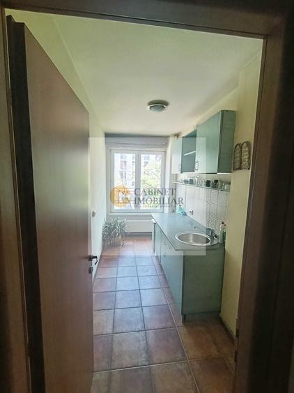 Apartament cu 2 camere semidecomandat, mobilat în Magheru