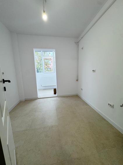 Apartament cu 2 camere decomandat în Nicolina