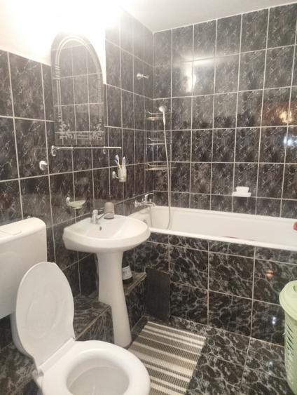 Apartament cu 3 camere decomandat în Frumoasa