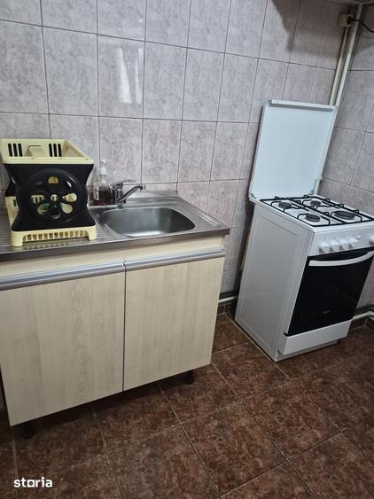 Proprietar inchiriez apartament 3 camere Ramada Craiova - 11