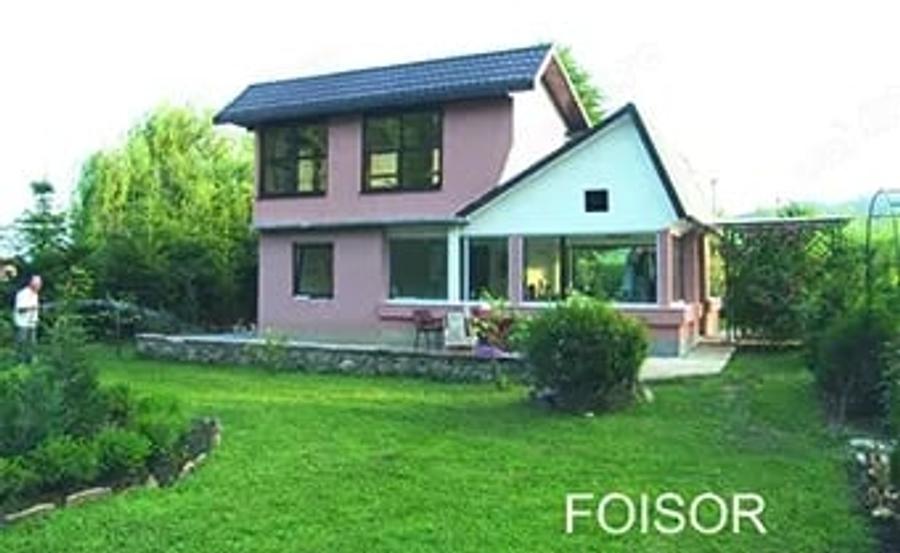 Casă cu 1 camere cu Teren 2000 Mp în Poieni-Solca