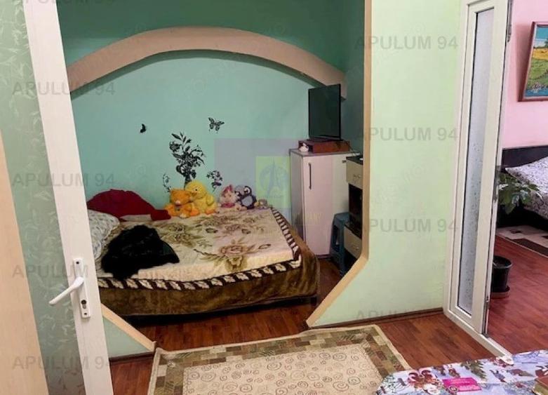 Apartament cu 2 camere semidecomandat în Universitate