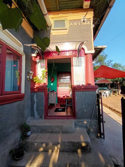 Casă cu 3 camere în Hârsești