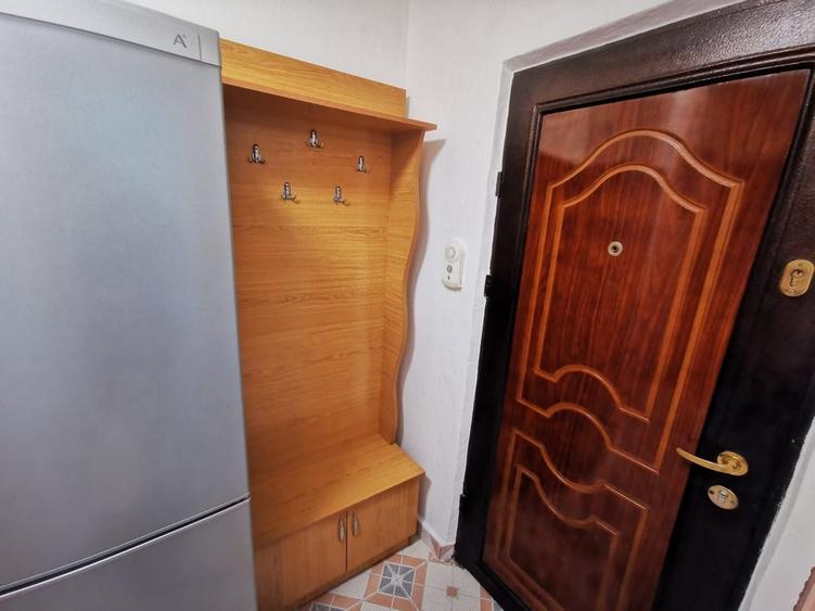 Garsonieră decomandată în Exterior Vest