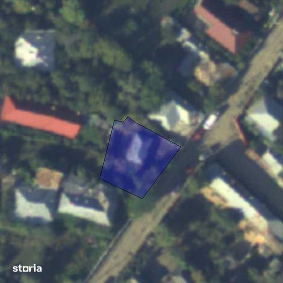Teren de 378 mp, în Central