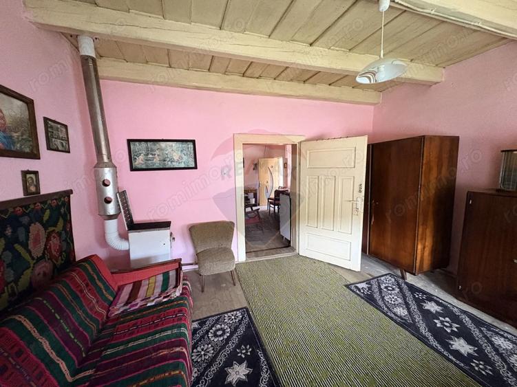 Casă cu 1 camere cu Teren 360 Mp în Richiș