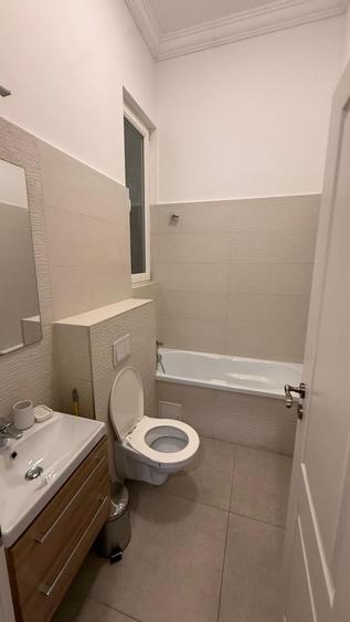 Apartament cu 3 camere, mobilat în Sinaia