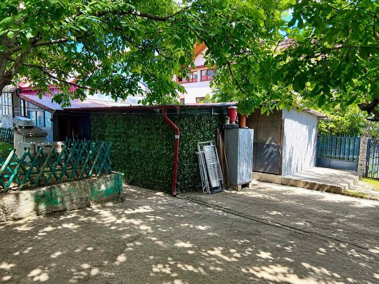 Teren Construcții intravilan de 371 mp, în Tătărași