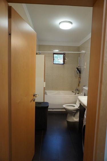 Apartament cu 2 camere decomandat, mobilat în Bucovina