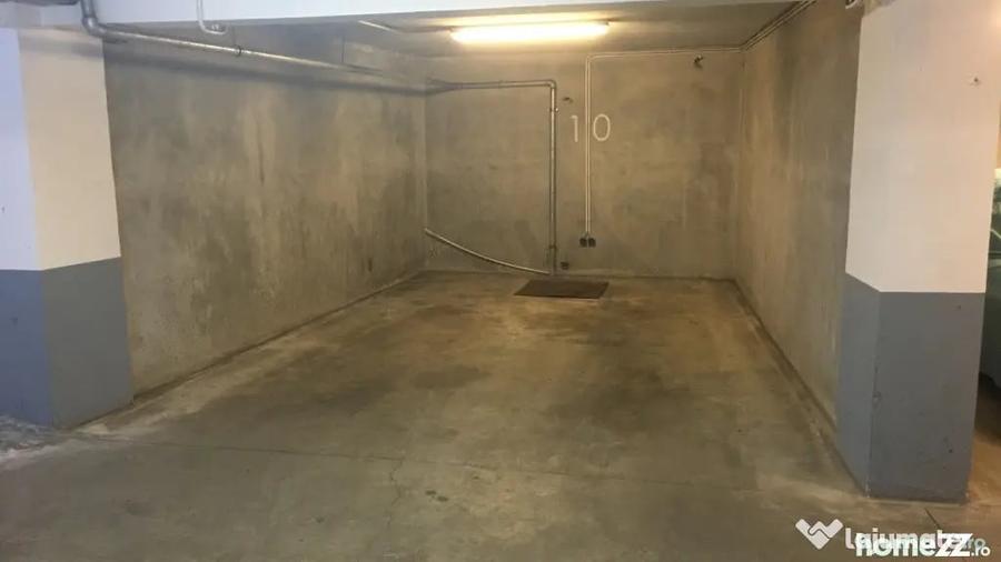 Apartament cu 3 camere decomandat în Floreasca