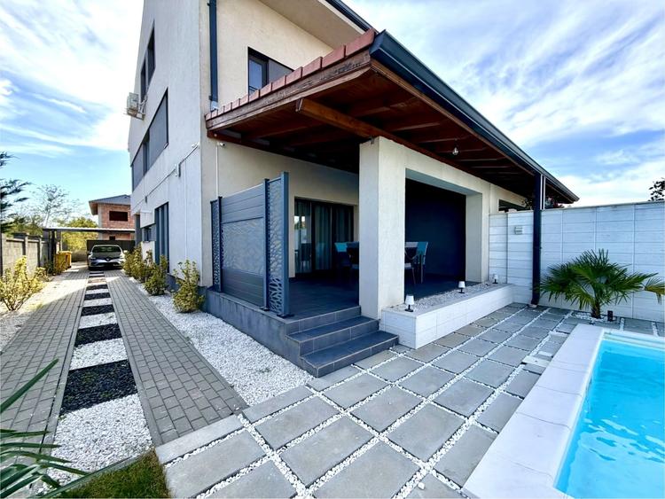 Duplex cu 4 camere cu Piscina în Dumbrăvița