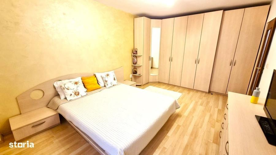 Apartament cu 3 camere în Malu Roșu