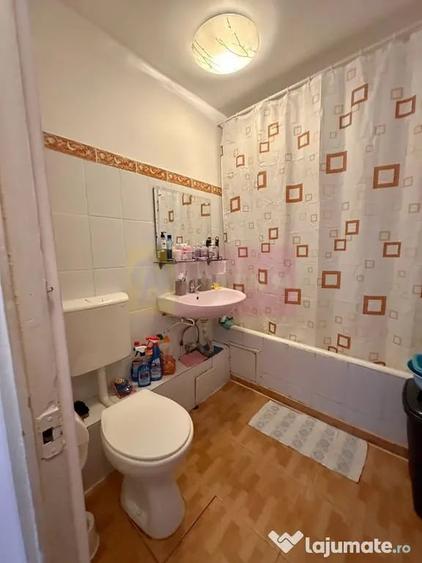 Apartament cu 3 camere decomandat în Rahova