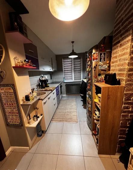 Apartament cu 2 camere semidecomandat, mobilat în Tomis Nord