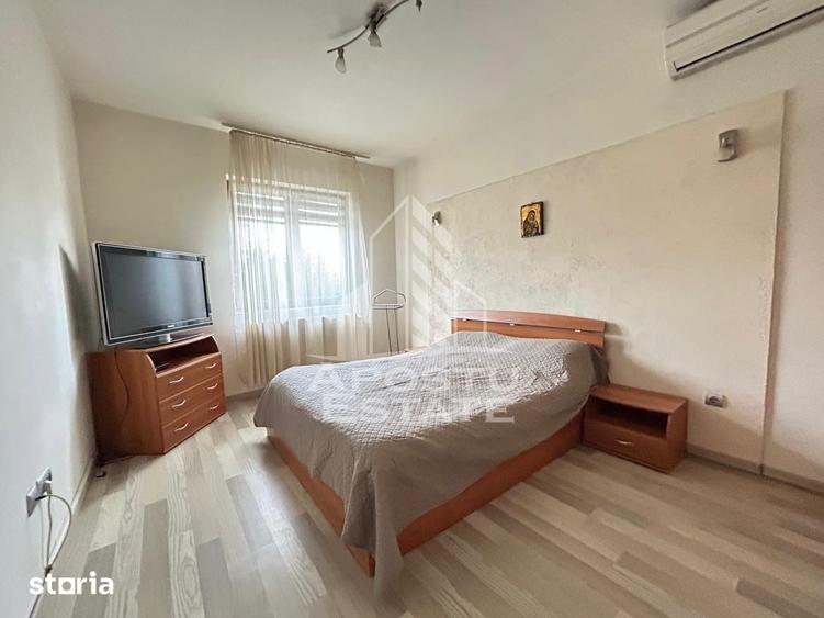 Casă cu 6 camere cu Teren 920 Mp în Odobescu