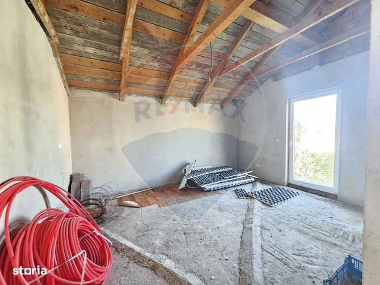 Casă cu 4 camere în Darova