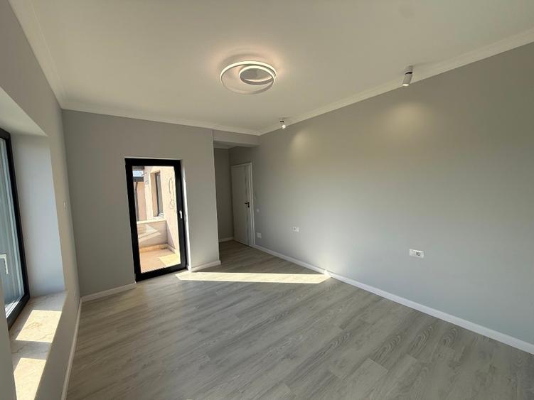 Casă individuală cu 5 camere cu Teren 330 Mp în Brazda lui Novac