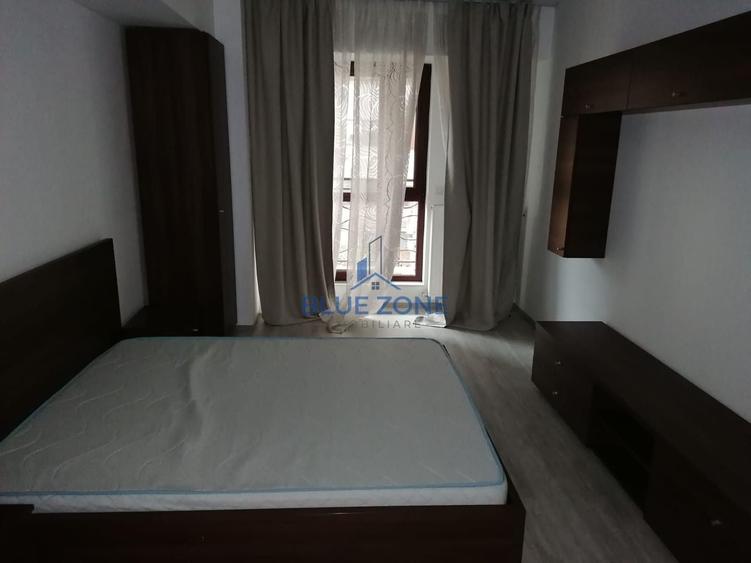 Apartament cu 3 camere decomandat în Calea Călărașilor