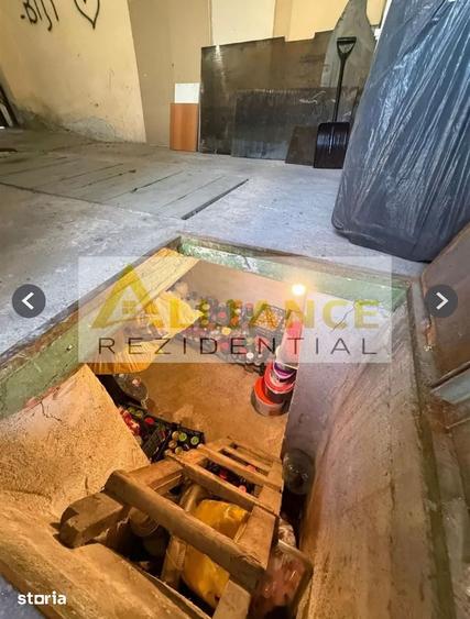 Casă cu 5 camere cu Teren 754 Mp în Glina