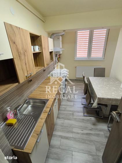 Apartament cu 2 camere semidecomandat în Micro 4