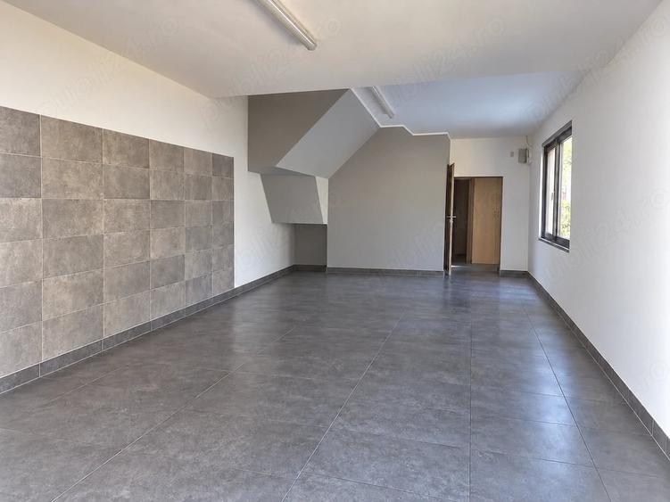 Casă cu 3 camere cu Teren 260 Mp în Central