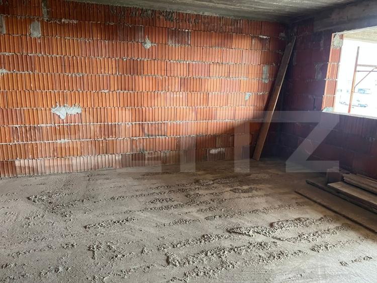 Casă individuală cu 4 camere cu Teren 530 Mp în Sud-Est