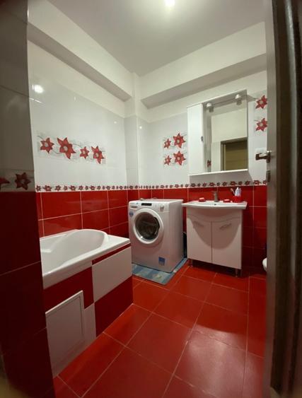 Apartament cu 2 camere semidecomandat în Calea Severinului