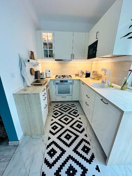 Apartament cu 2 camere semidecomandat, mobilat în Giroc