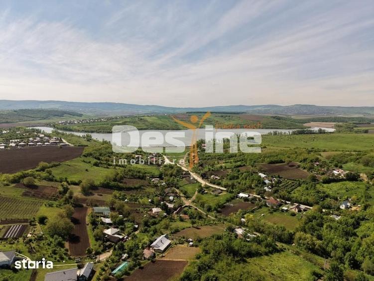 Teren de 8000 mp, în Miroslava