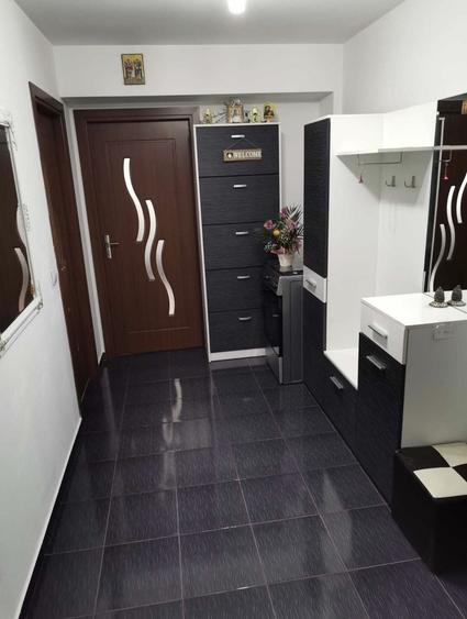 Apartament cu 2 camere decomandat în Măgura