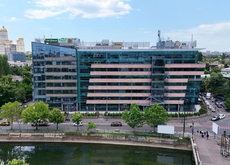 Birou, de 3,485 mp, în Ultracentral