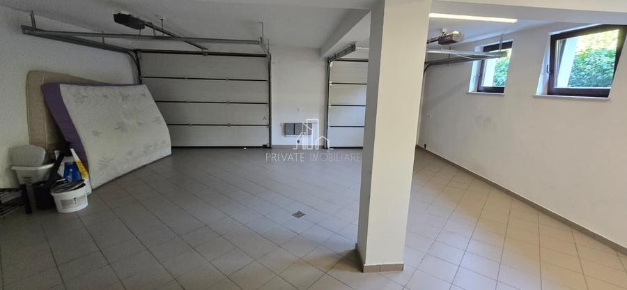 Casă individuală cu 4 camere cu Canalizare în Platou