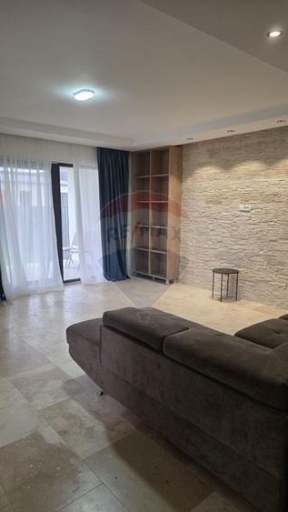 Duplex cu 5 camere cu Teren 250 Mp în Clinceni