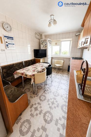 Apartament cu 4 camere în Drumul Găzarului