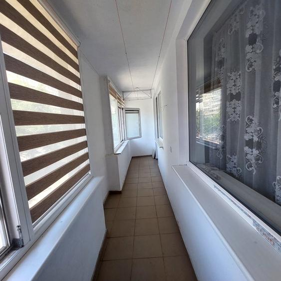 Apartament spatios Micro 18 etaj 1 - 5
